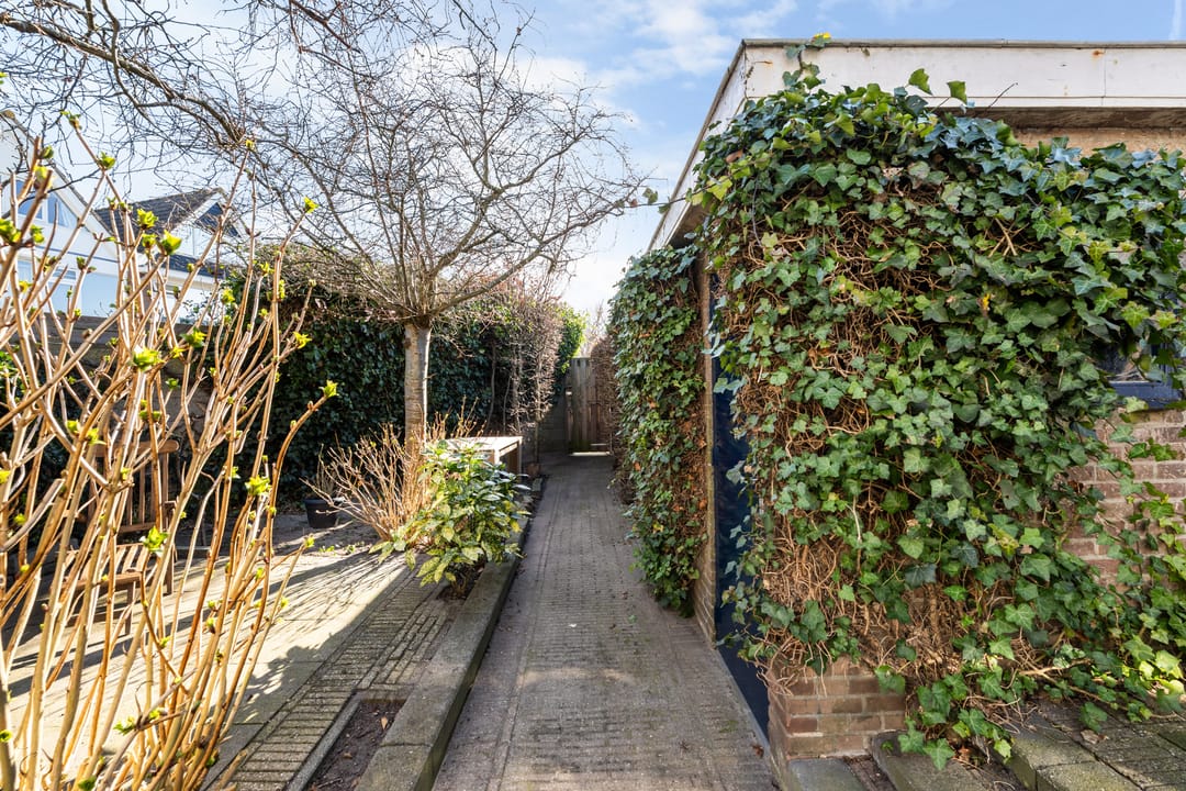 Foto 46 van Molenstraat 141