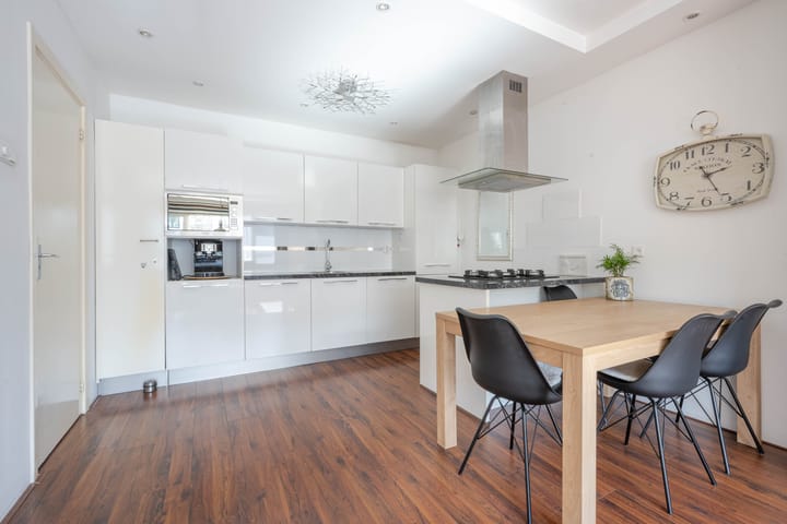 Foto 3 van Wolphaertsbocht 132-A