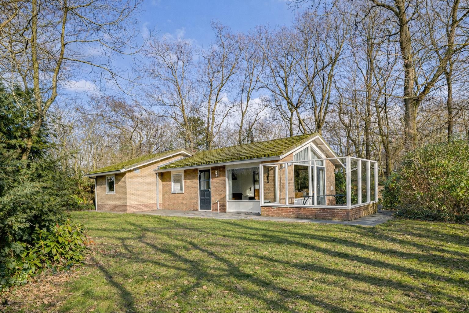 3-bedroom freehold villa in Ouddorp — photo 1 of 5