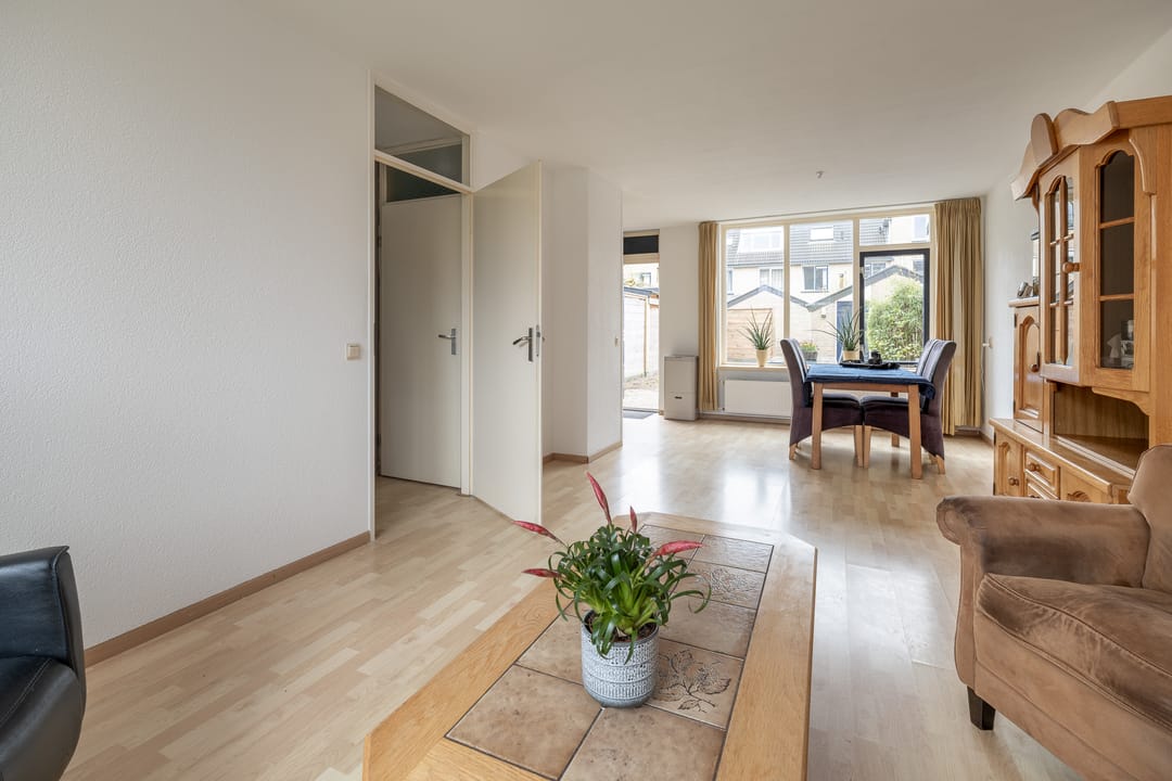 Foto 2 van Waterhoen 52