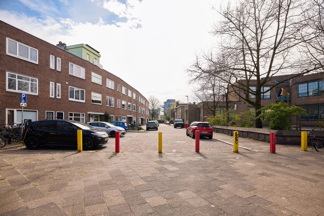 Photo 11 of Ambonstraat 14-BS