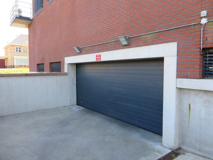 Photo 4 of Parkleane 2-A