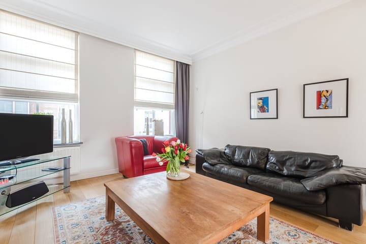 Photo 2 of Grotestraat 56