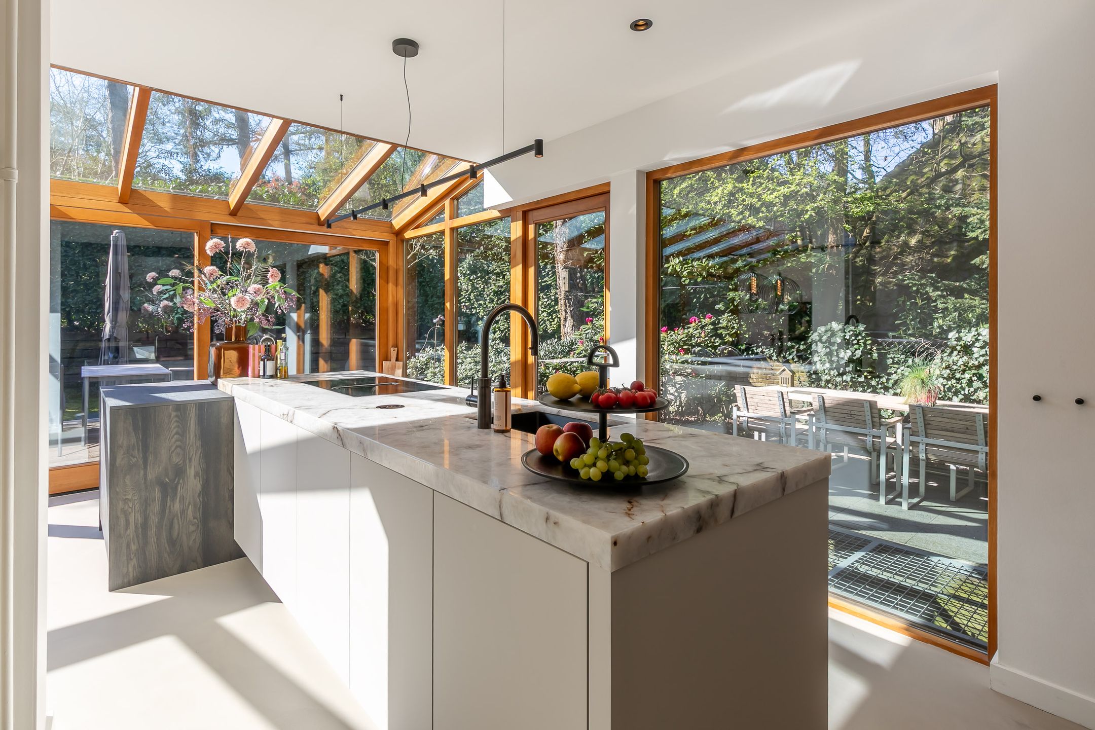 Modern Villa with A Label in Woodland Soestduinen — 24