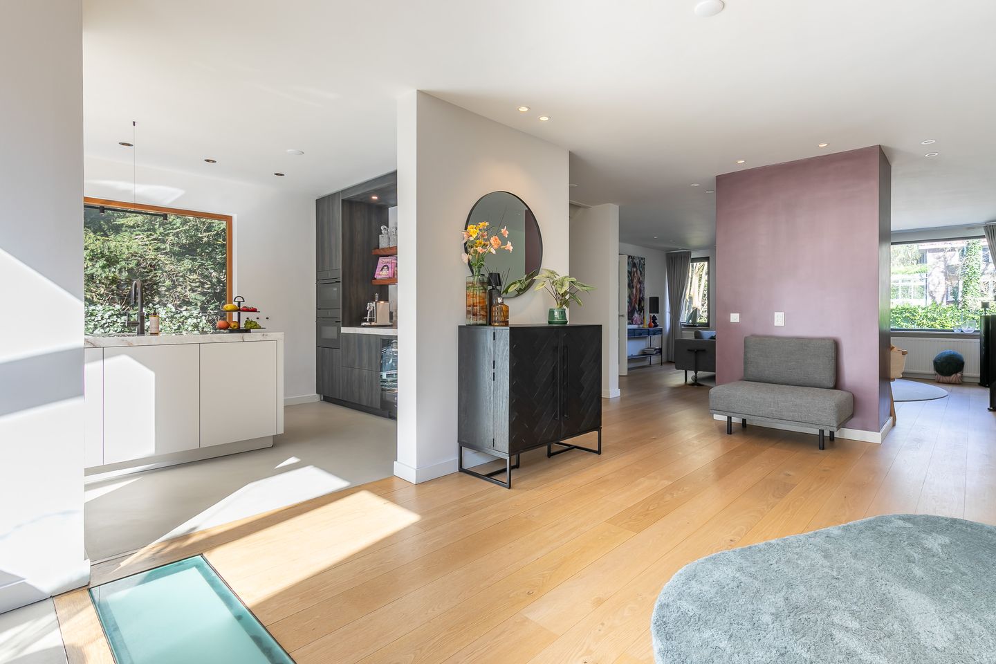 Modern Villa with A Label in Woodland Soestduinen — 19