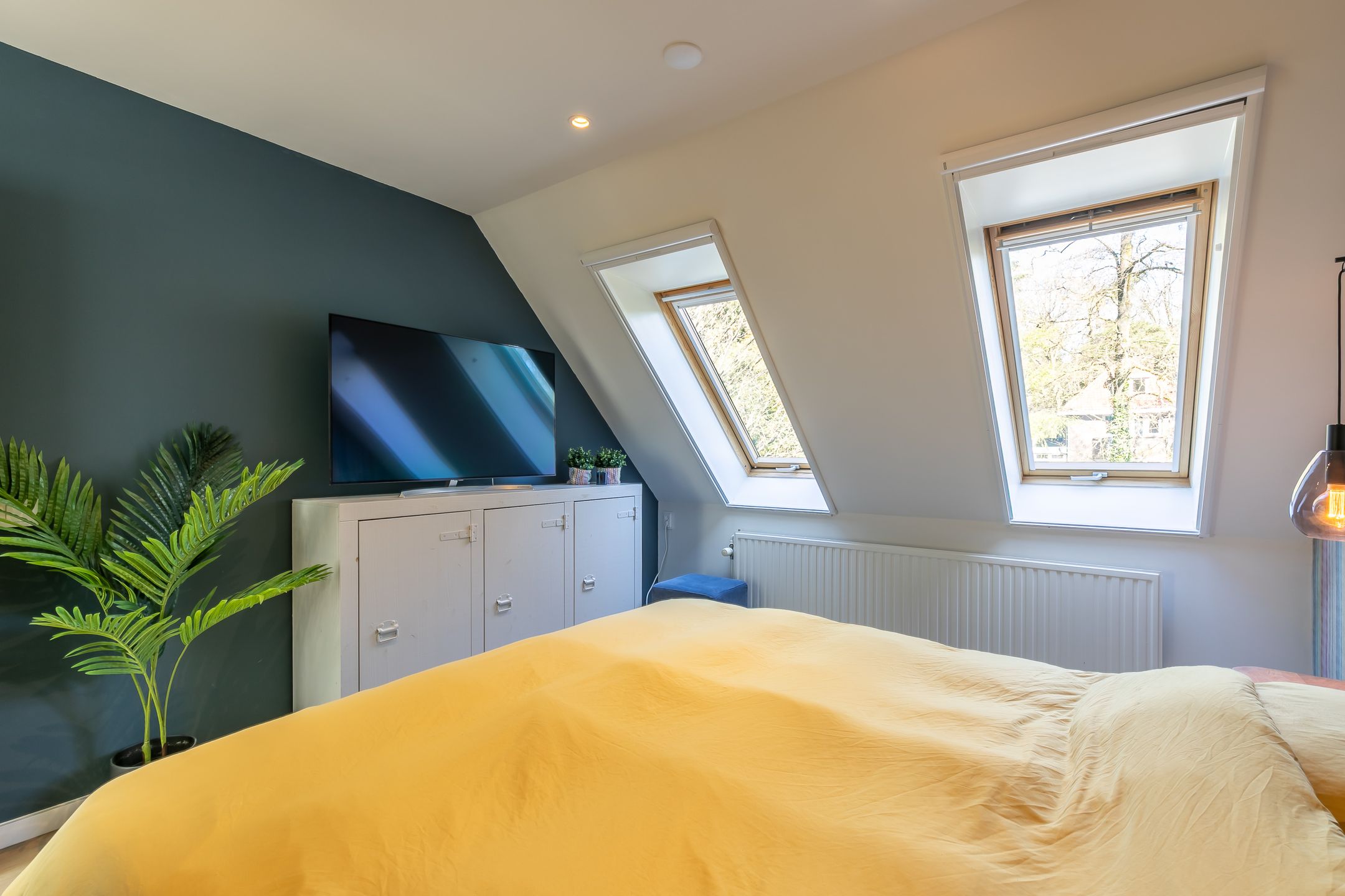Modern Villa with A Label in Woodland Soestduinen — 42