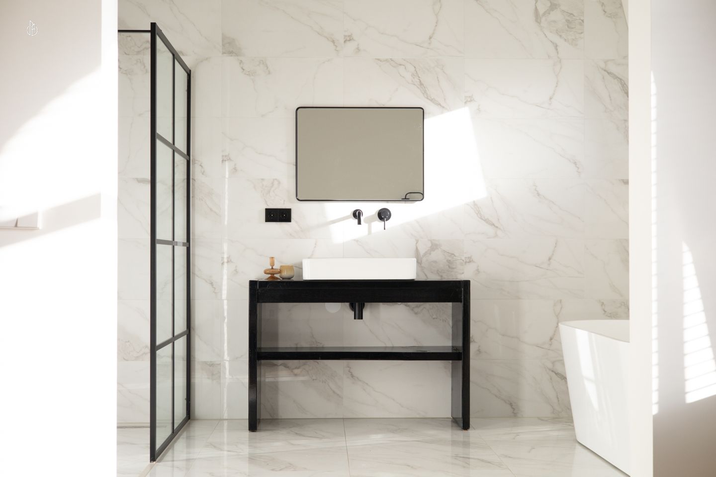 Photo 19 of Van Eeghenstraat 58-3