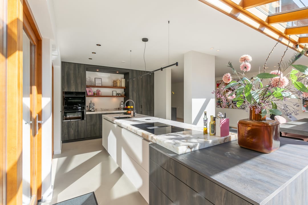 Modern Villa with A Label in Woodland Soestduinen — 26