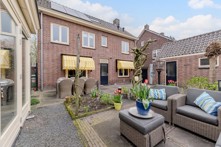 Foto 2 van Burgemeester Sweensplein 26