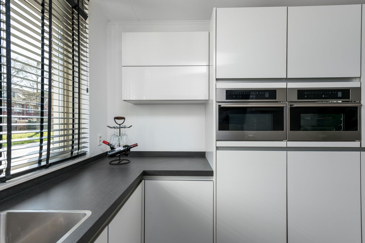 Foto 19 van Mitrastraat 2