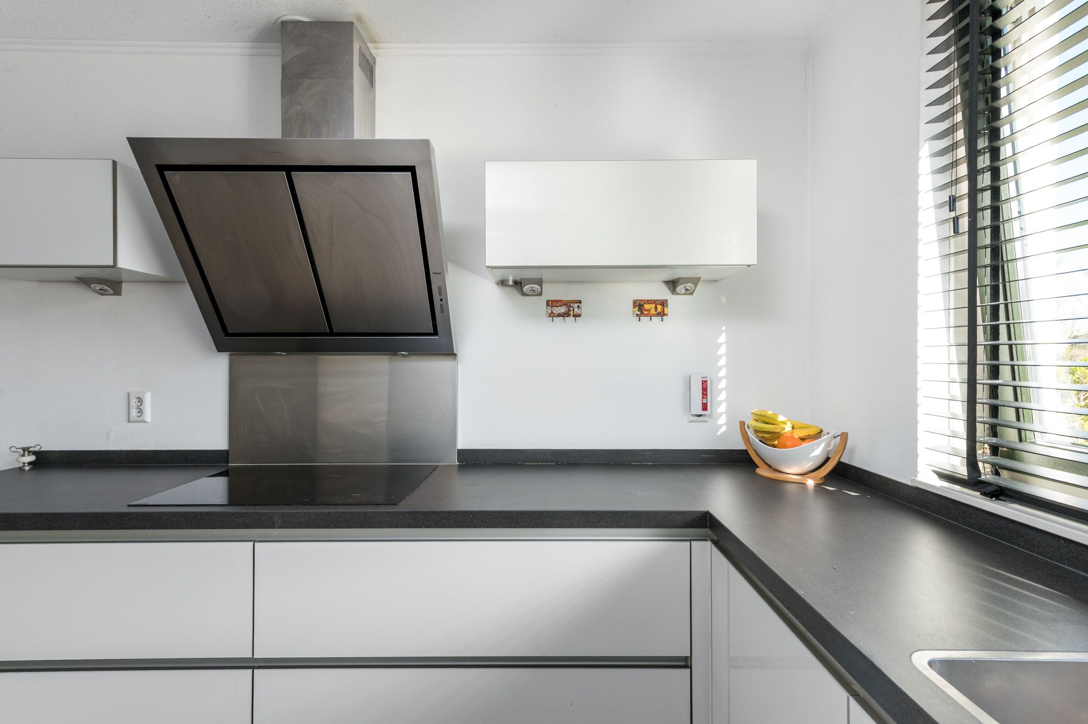 Foto 18 van Mitrastraat 2