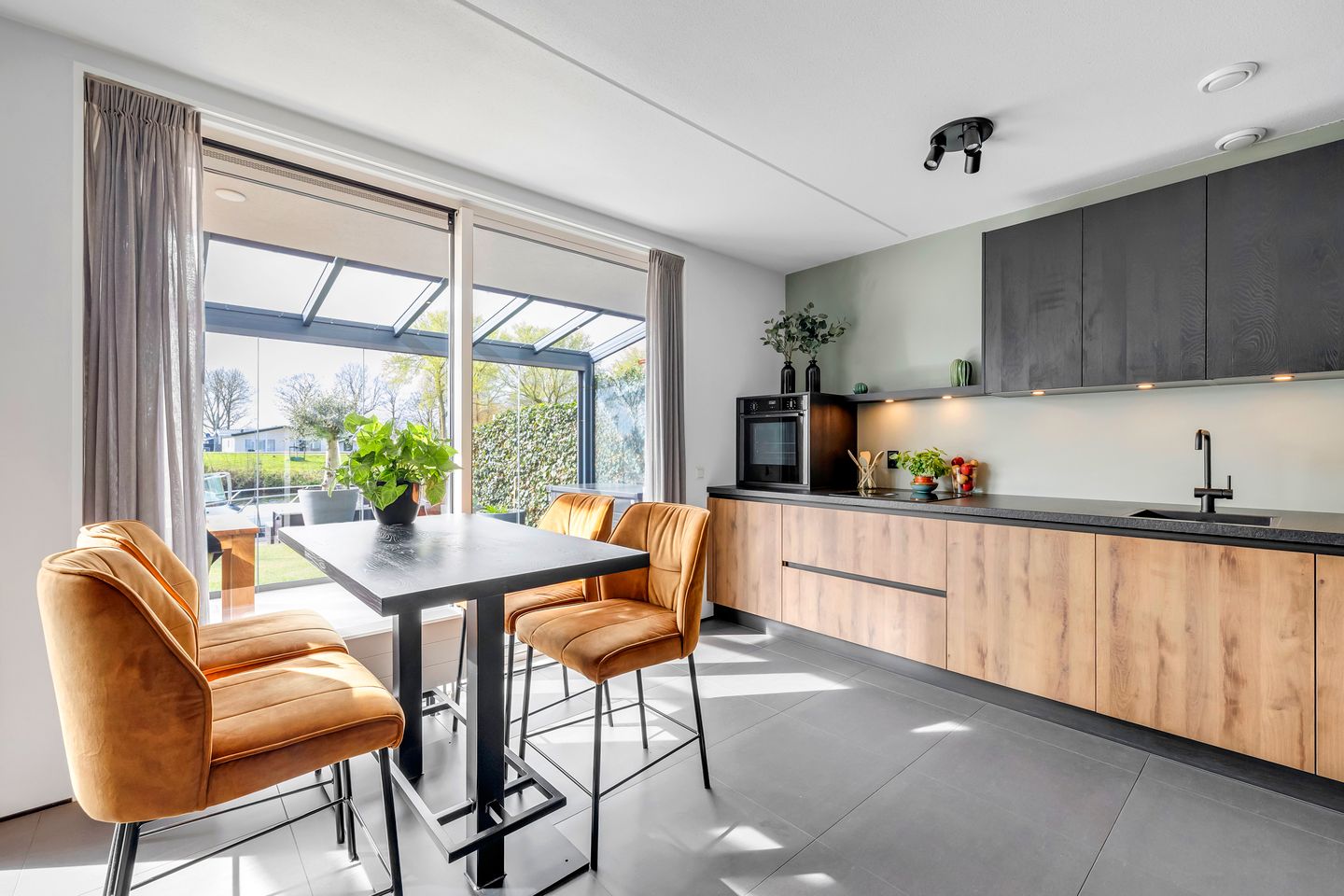 Foto 14 van Rochus Meeuwiszweg 332