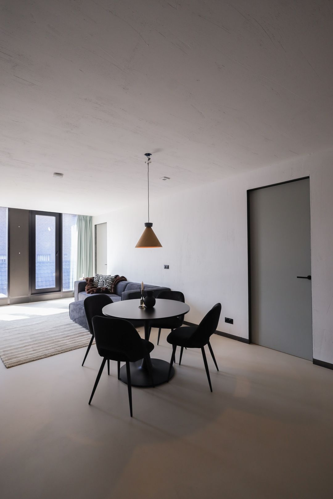 Foto 1 van Warmoesstraat 98-E