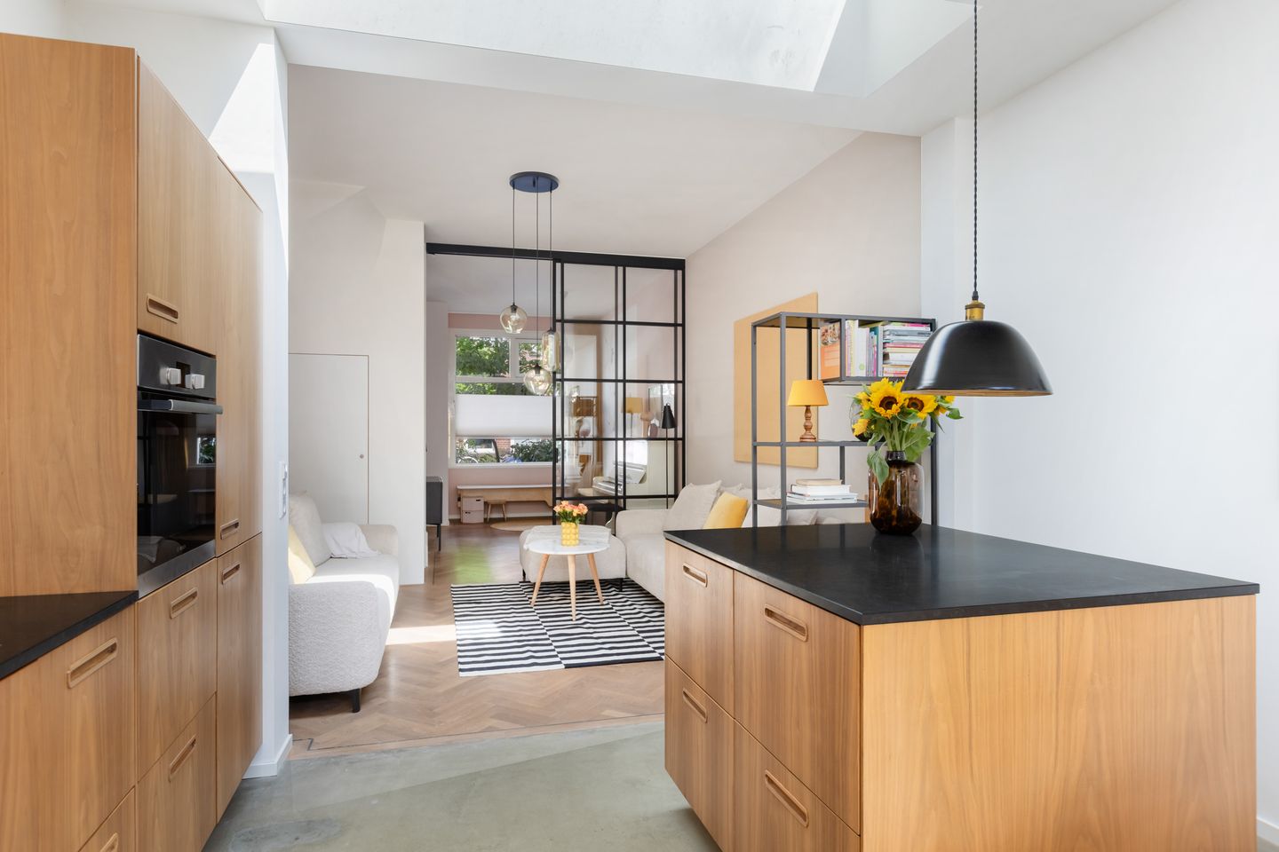 Foto 29 van Minstraat 49