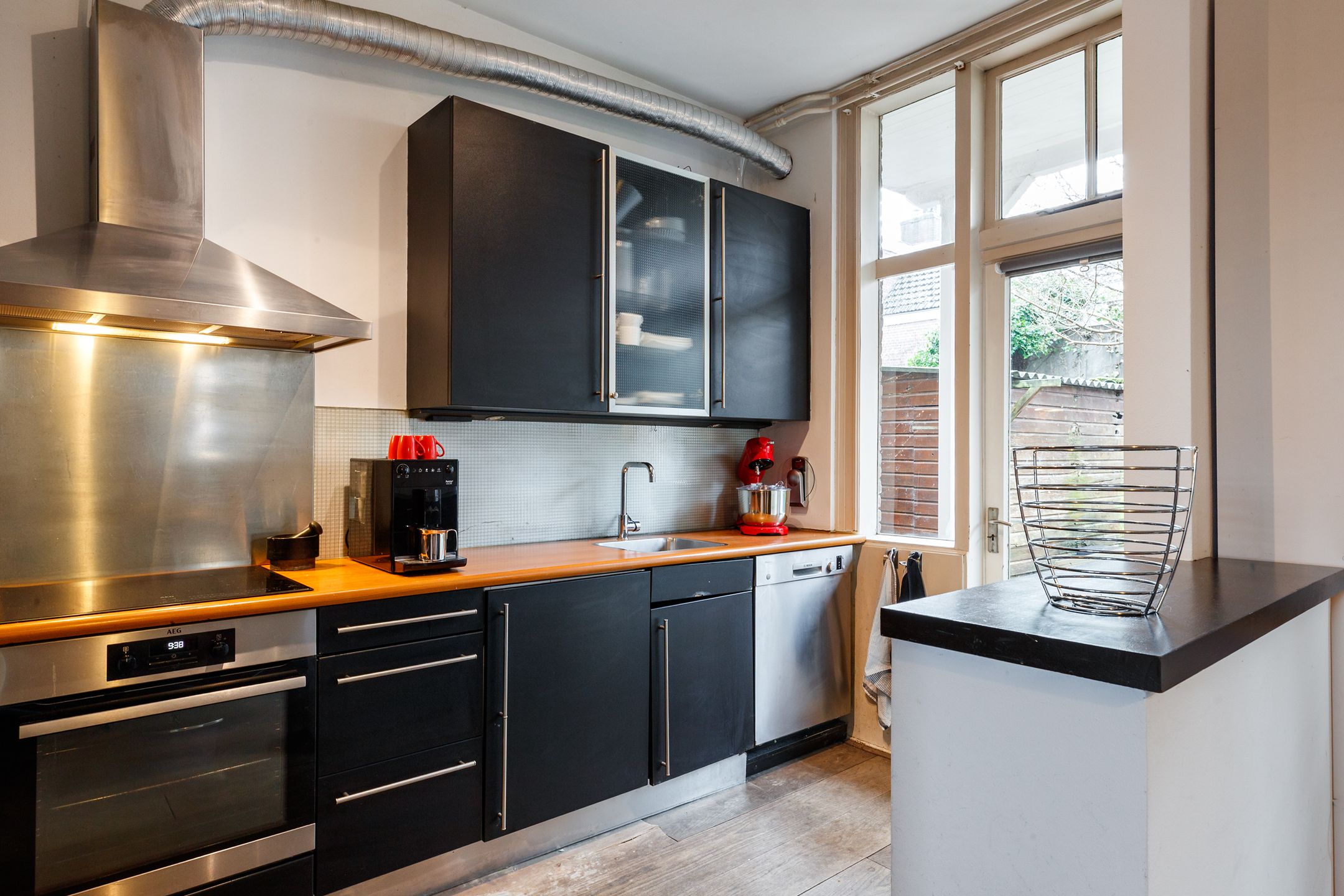 Foto 9 van Van Humboldtstraat 21