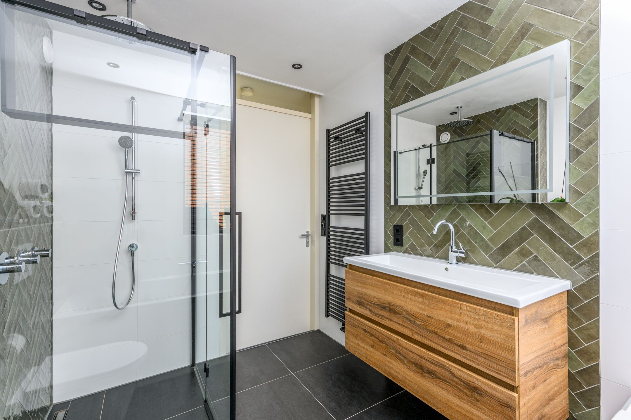 Foto 42 van Mazureplantsoen 11