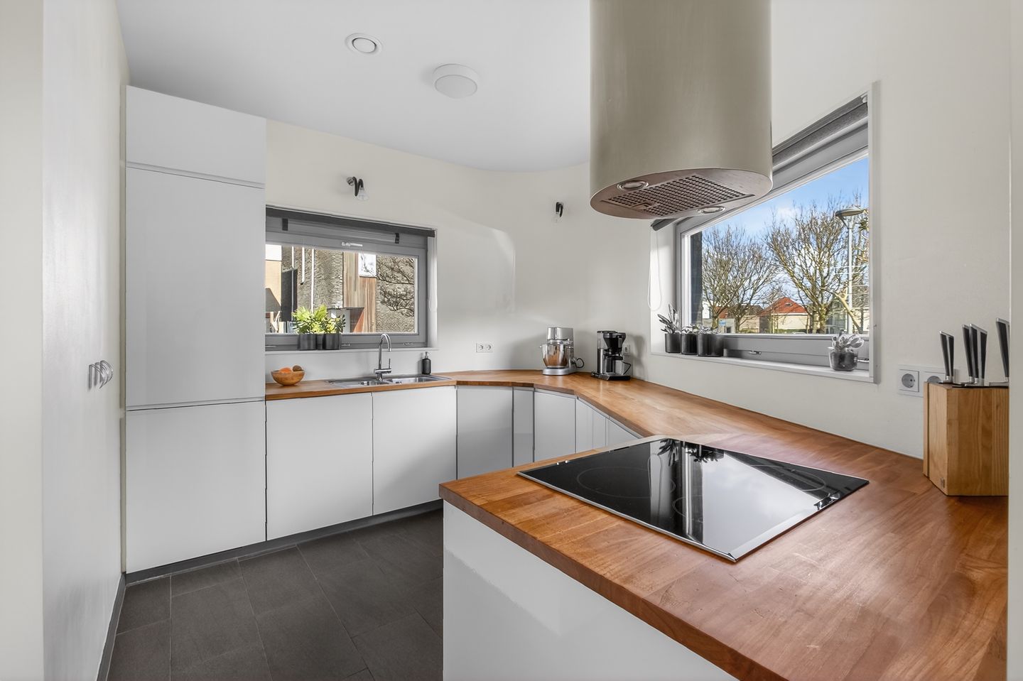 Foto 10 van Helenusstraat 14