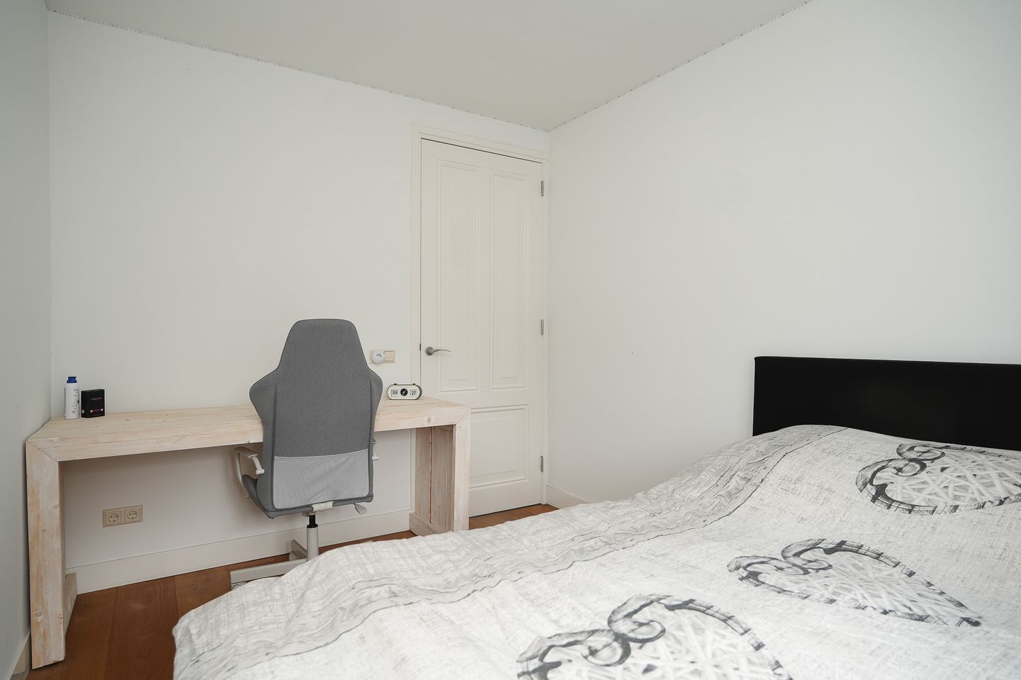 Foto 25 van Perzikstraat 21