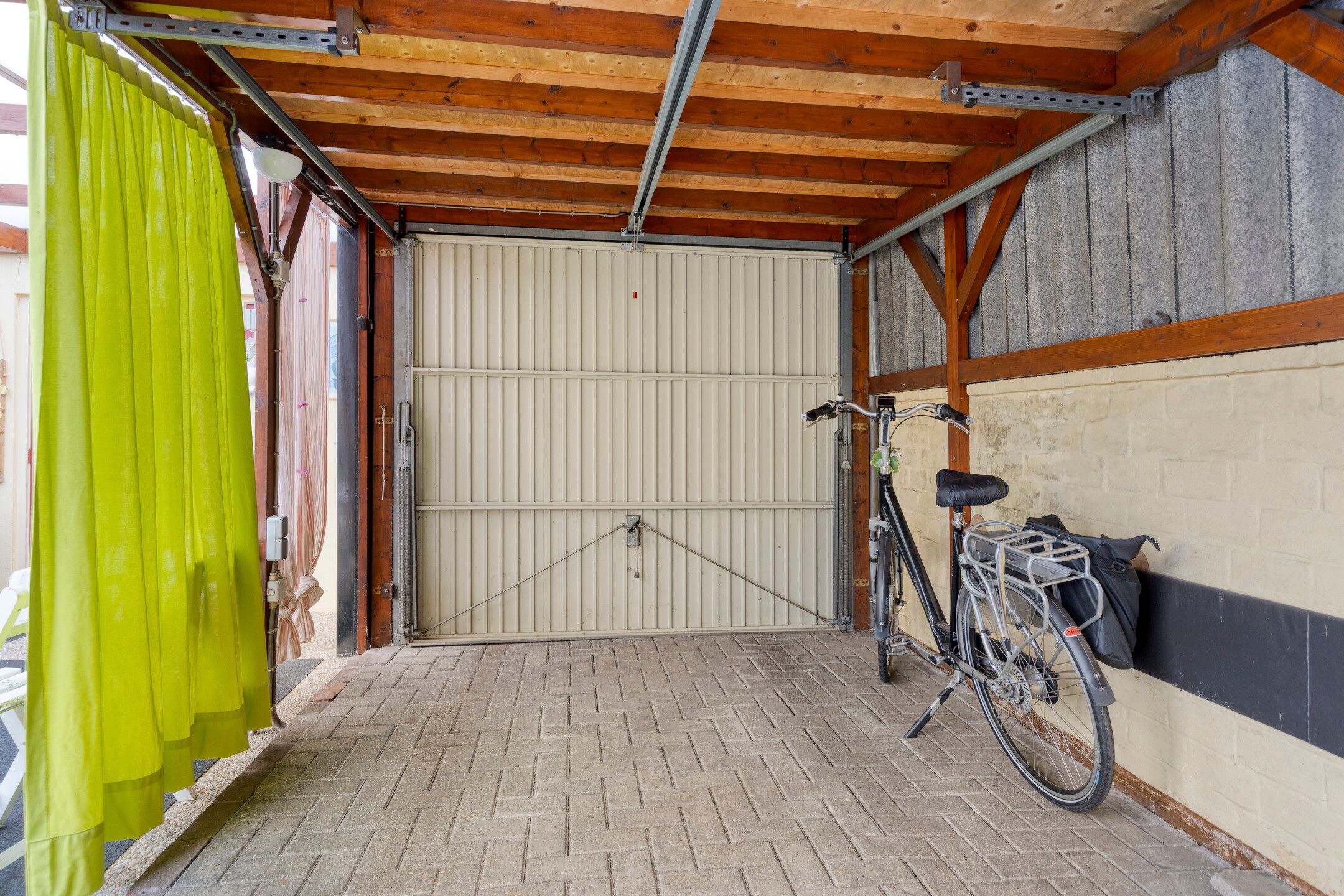Photo 21 of Dorpsstraat 60