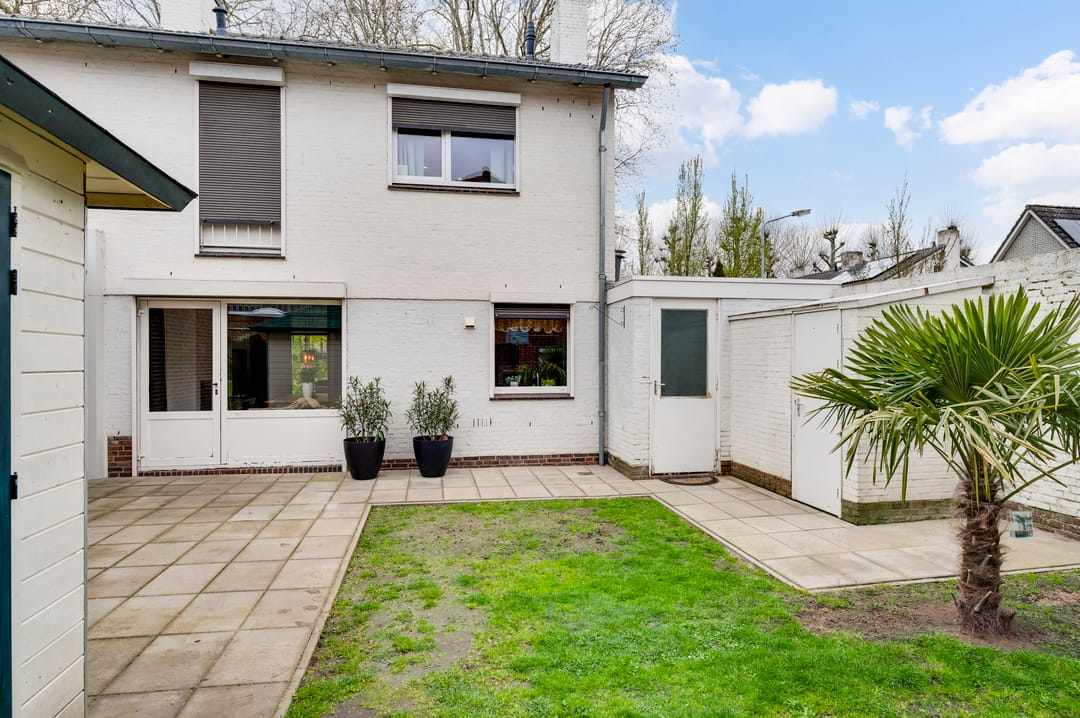 Photo 22 of Doctor Poelsstraat 2