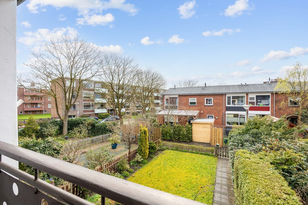 Photo 38 of Jacob van Ruysdaelstraat 79