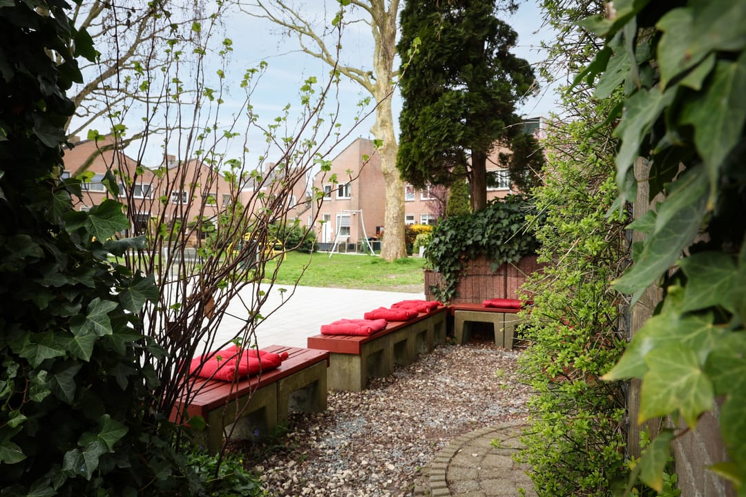 Spacious Family Home with 5 Bedrooms and Optional Carport — 42