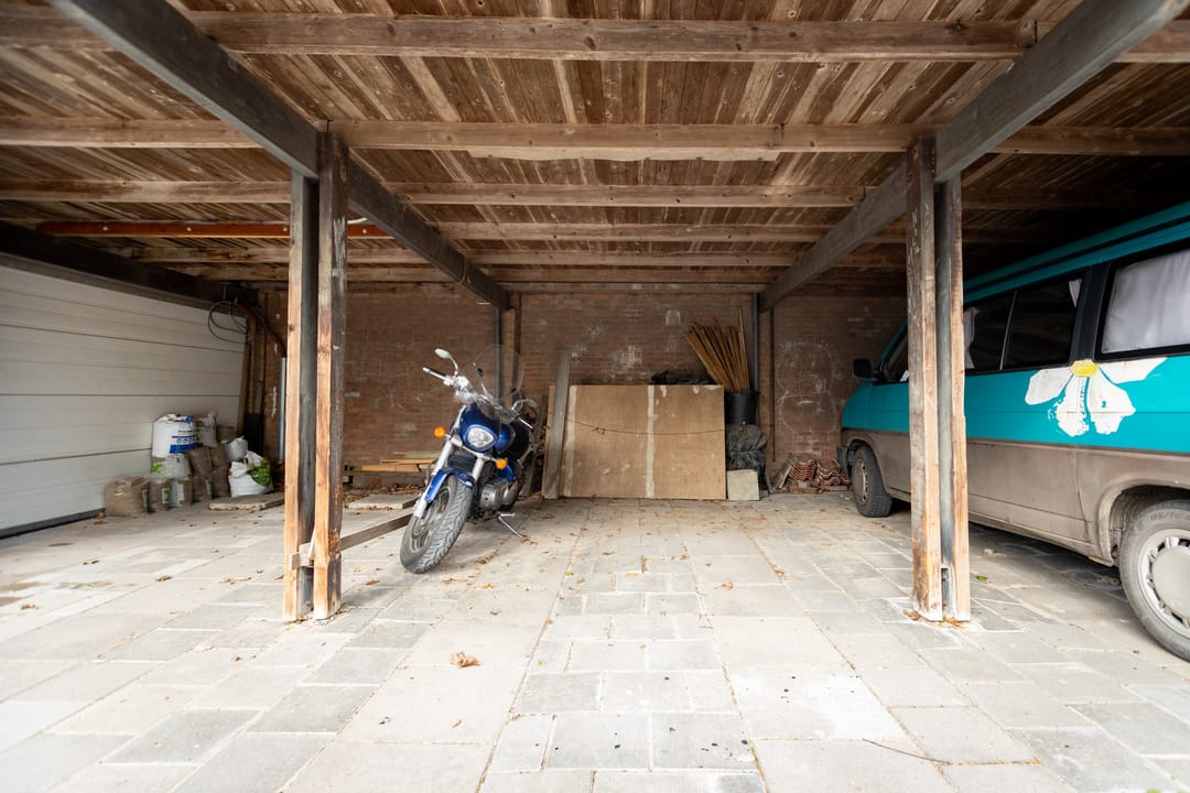 Spacious Family Home with 5 Bedrooms and Optional Carport — 45