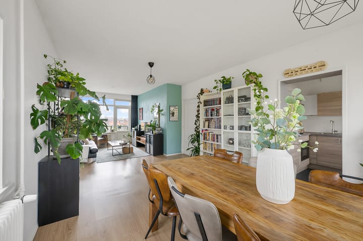 Photo 4 of Zwaanstraat 23