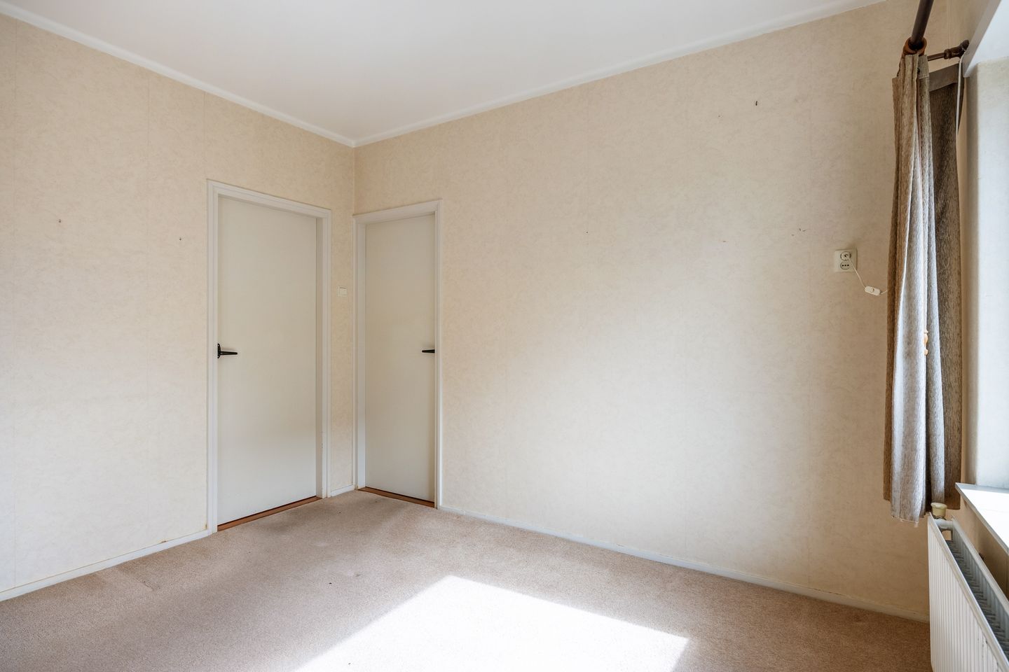 Photo 35 of Plantsoenweg 9