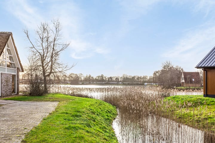 Foto 4 van Zuidlaarderweg 37-111