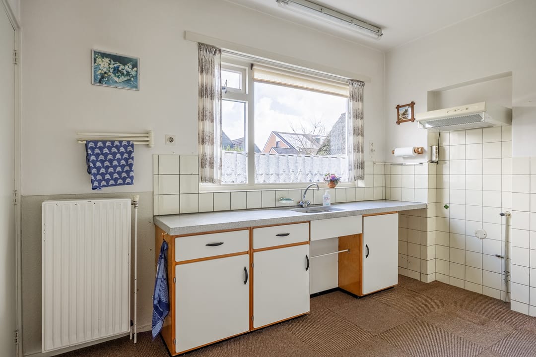 Photo 28 of Plantsoenweg 9