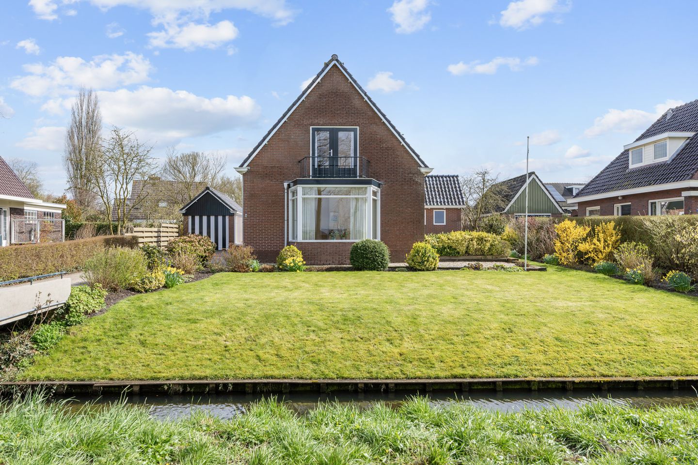 Photo 5 of Plantsoenweg 9