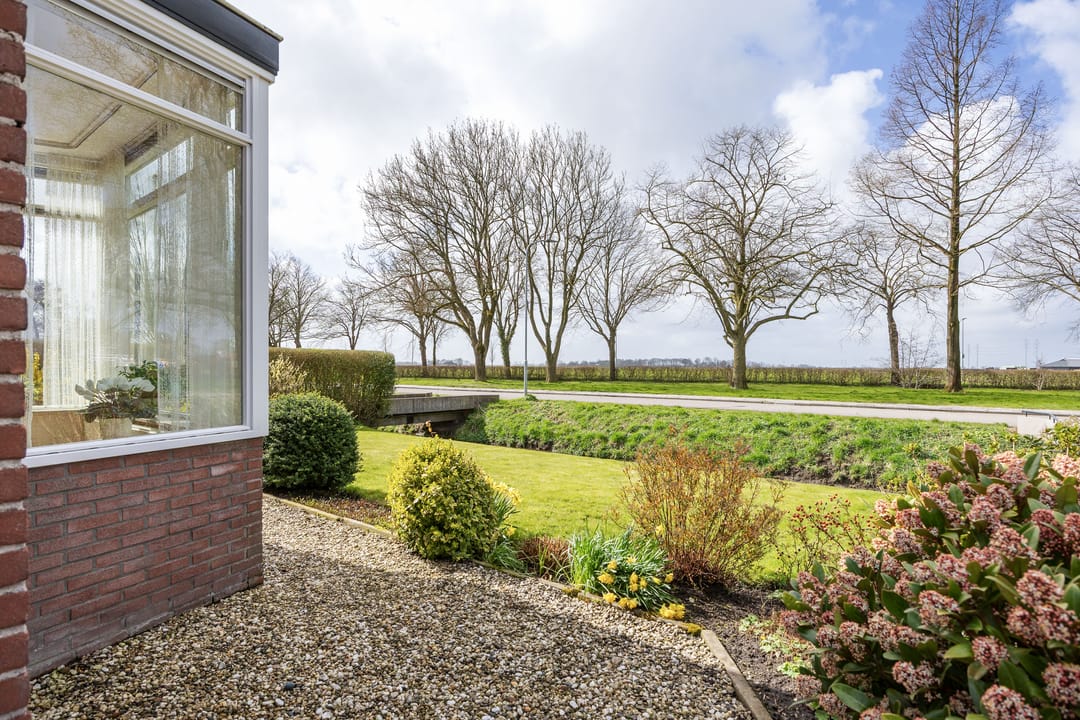 Photo 13 of Plantsoenweg 9