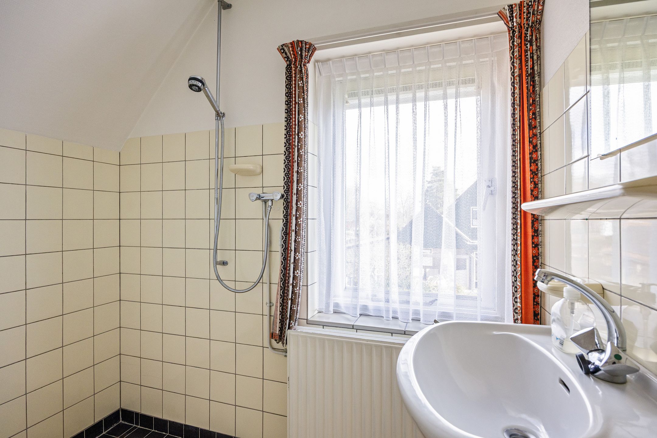 Photo 48 of Plantsoenweg 9