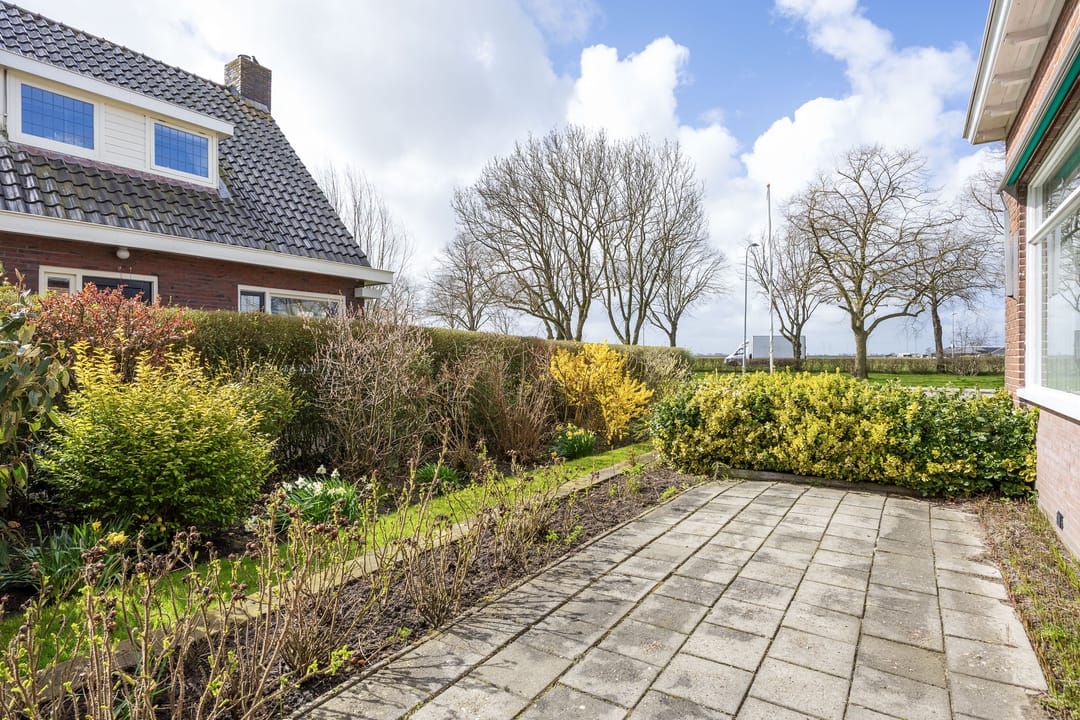 Photo 16 of Plantsoenweg 9