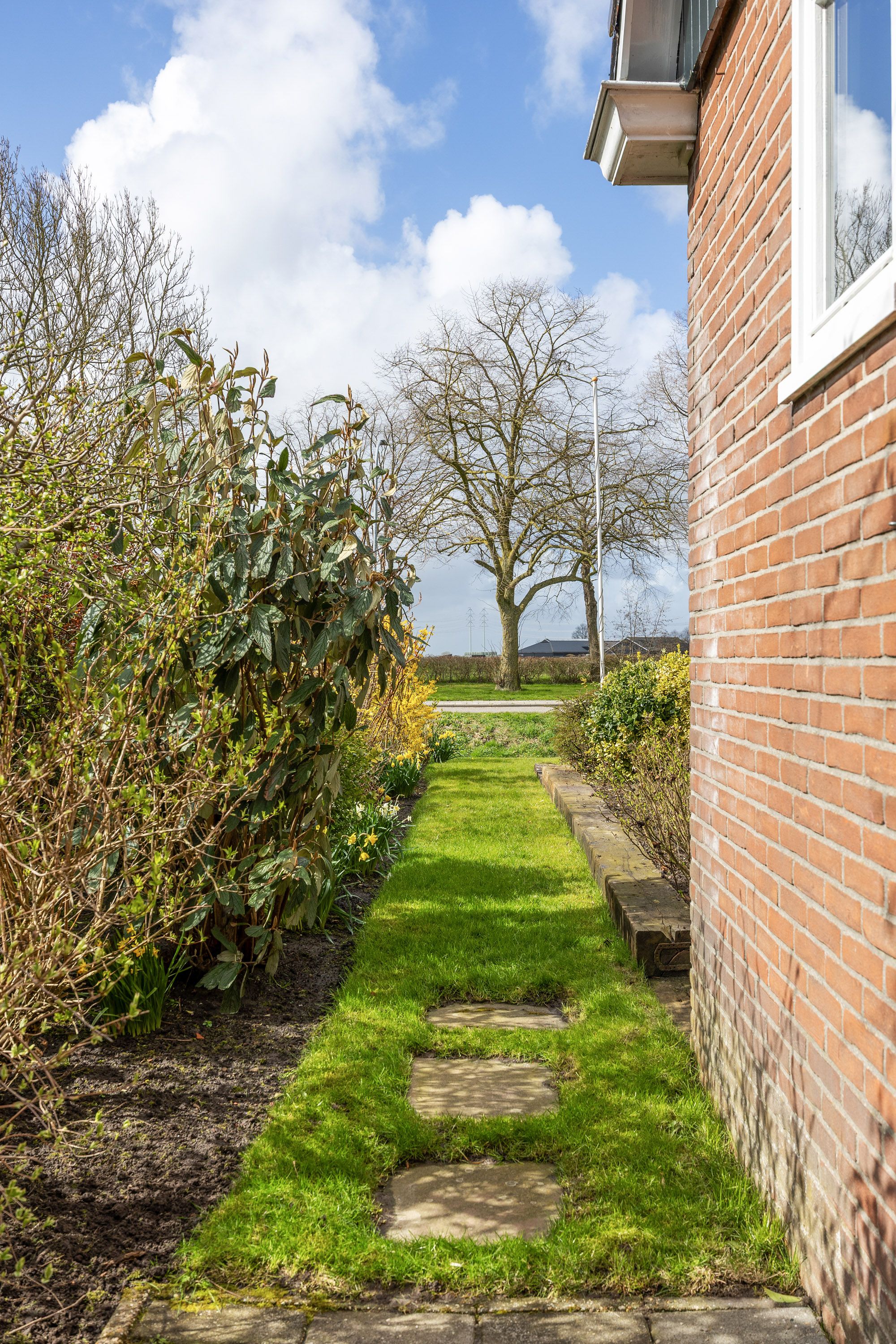 Photo 51 of Plantsoenweg 9