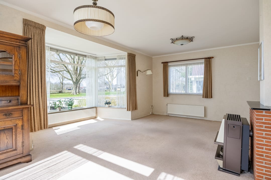 Photo 26 of Plantsoenweg 9