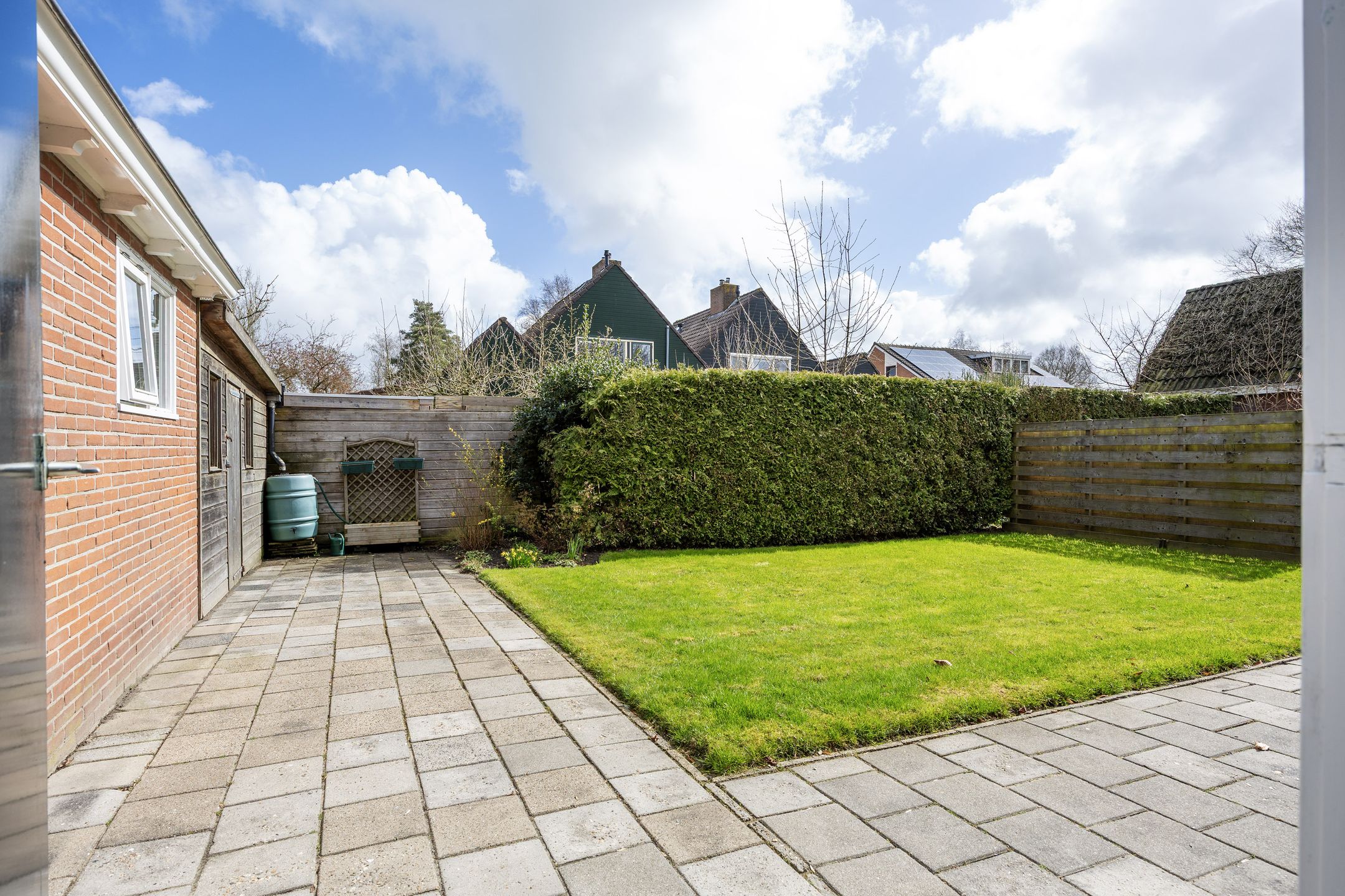 Photo 60 of Plantsoenweg 9