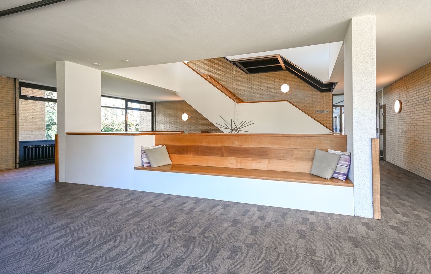 Foto 19 van Binnenweg 6-F117