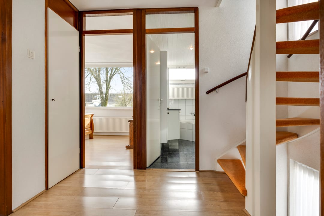 Spacious corner home with garage in family-friendly Vught-Zuid neighborhood — 22