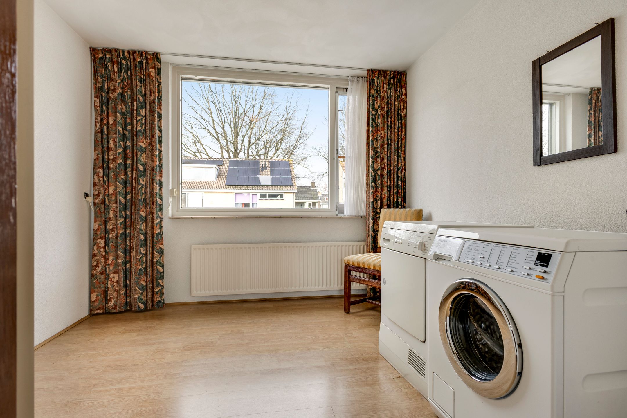 Spacious corner home with garage in family-friendly Vught-Zuid neighborhood — 30