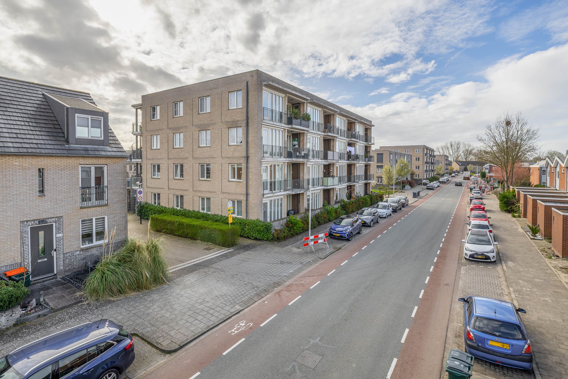 Foto 6 van Narcis 27