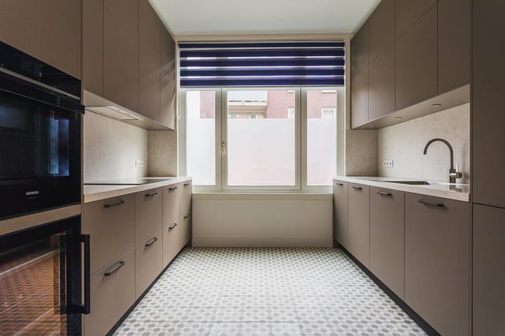 Photo 2 of Marnixstraat 35