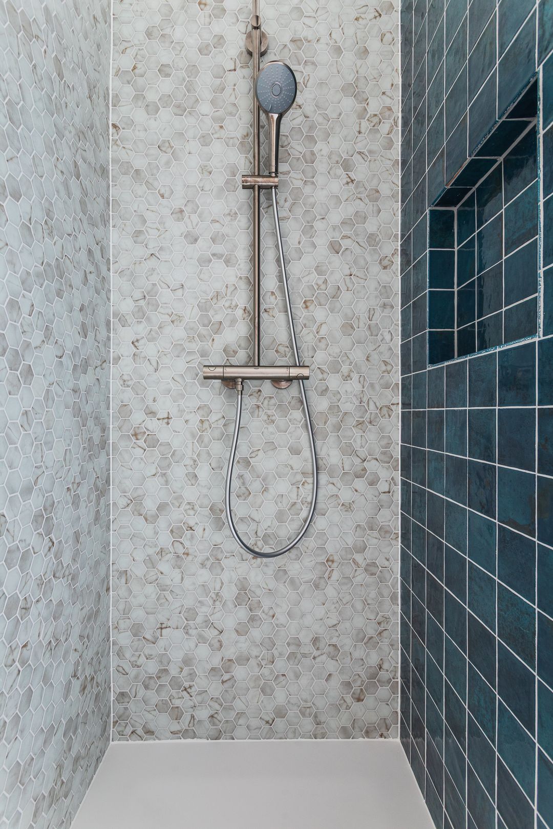 Photo 32 of Marnixstraat 35