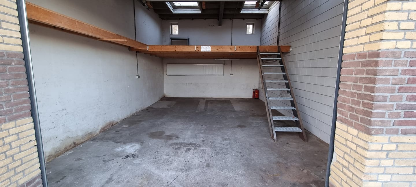 Bekijk foto 2 van Lepelaarsingel 8-12