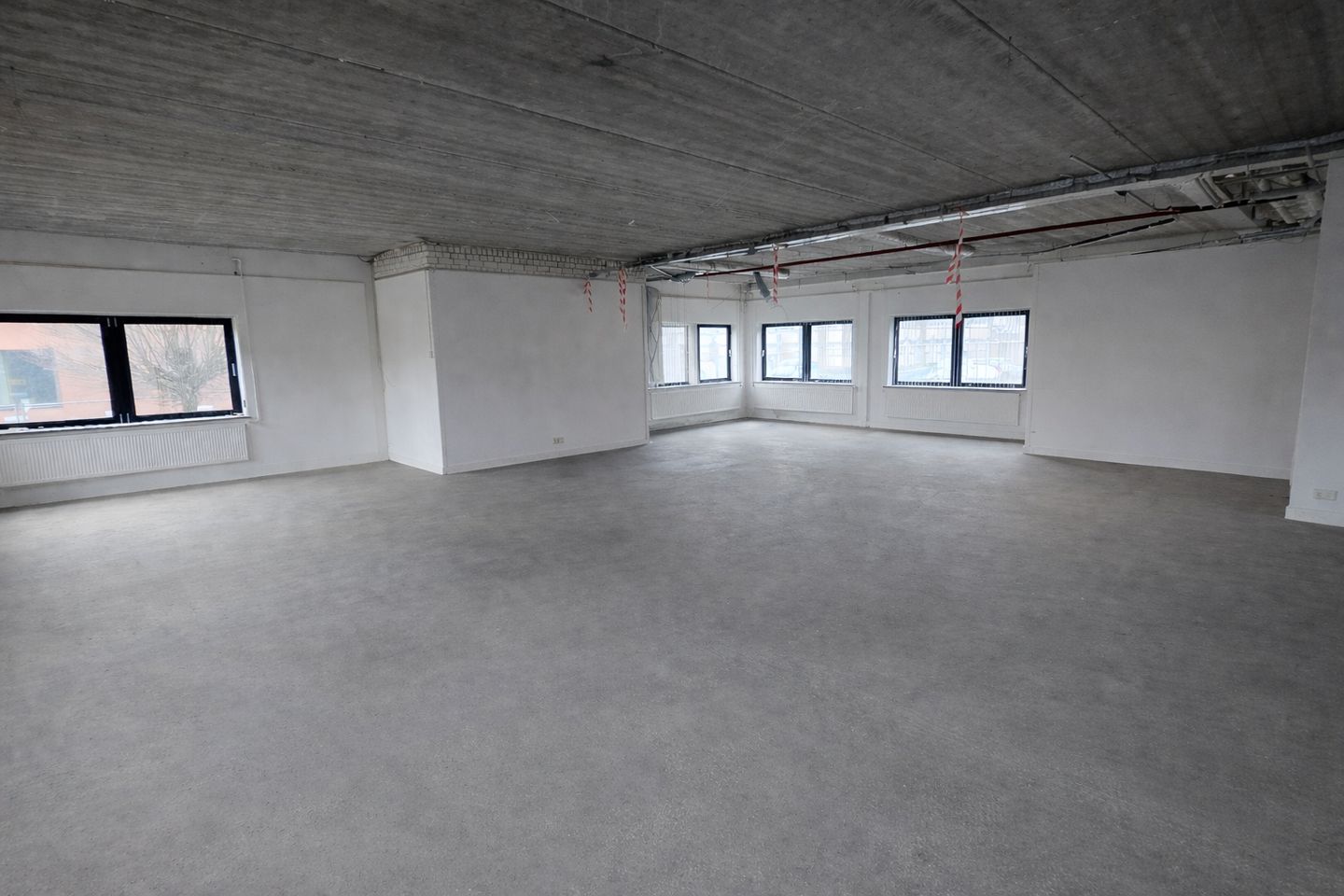 Bekijk foto 2 van Huizermaatweg 560