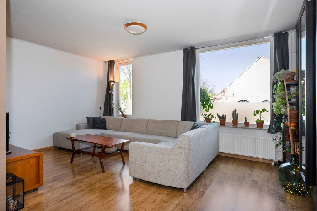 Photo 11 of Marsstraat 56