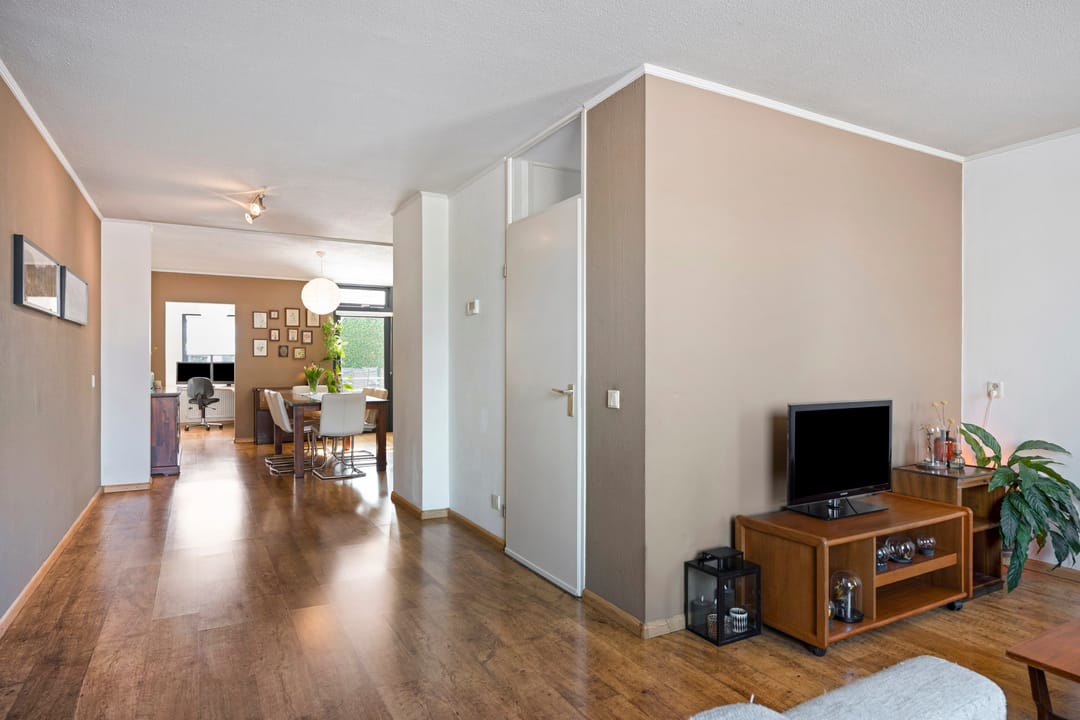 Photo 2 of Marsstraat 56