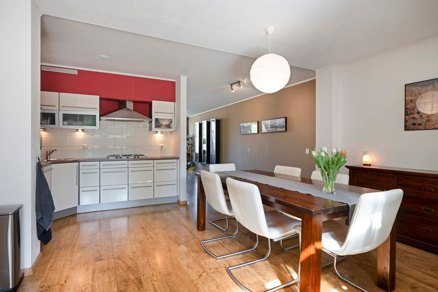 Photo 14 of Marsstraat 56