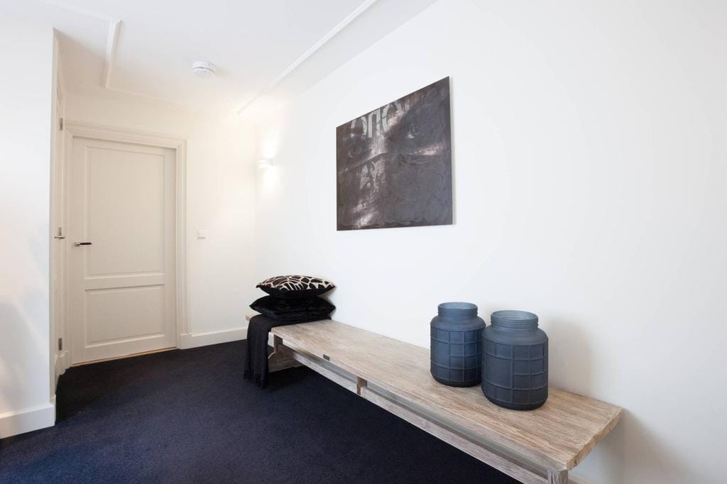 Photo 23 of Noordeinde 75-B